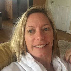 Meet your Posher, Joni